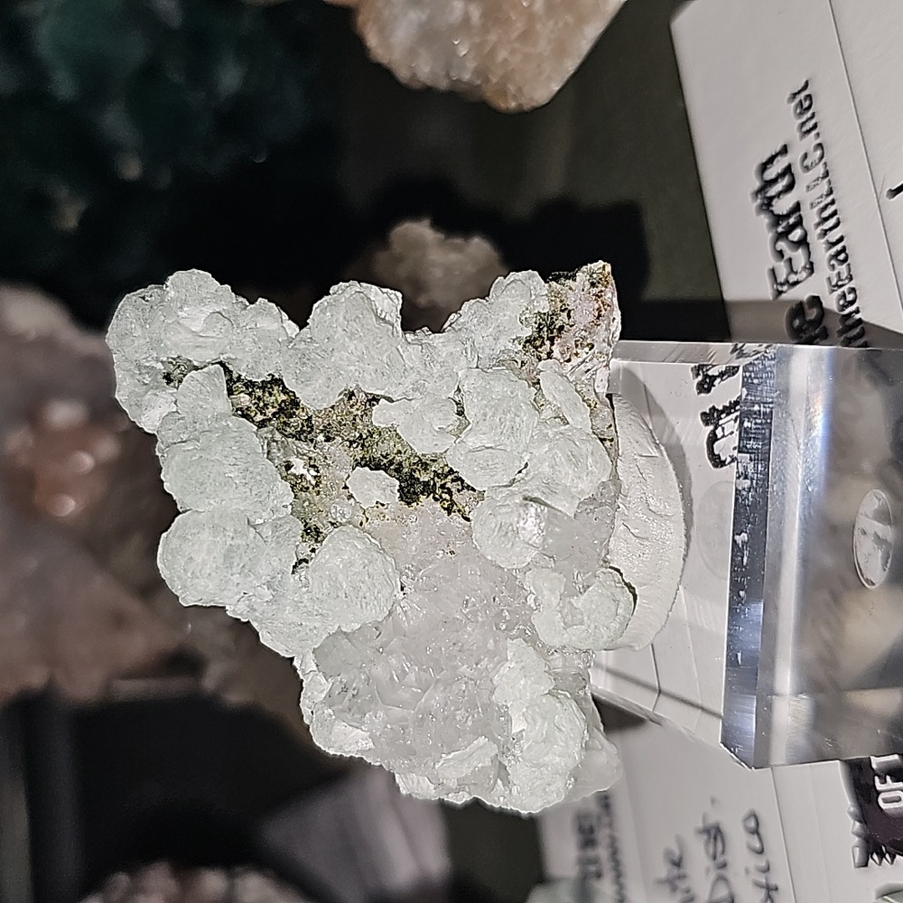 Prenite epidote quartz - Picture 2 of 6